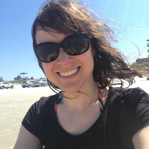 Meet your Posher, Aydrea - Picture 1 of 1